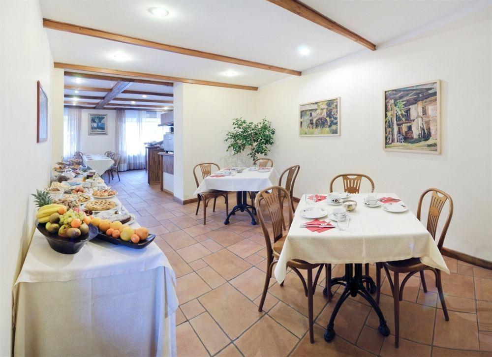 Antico Albergo Madonna 레냐노 외부 사진