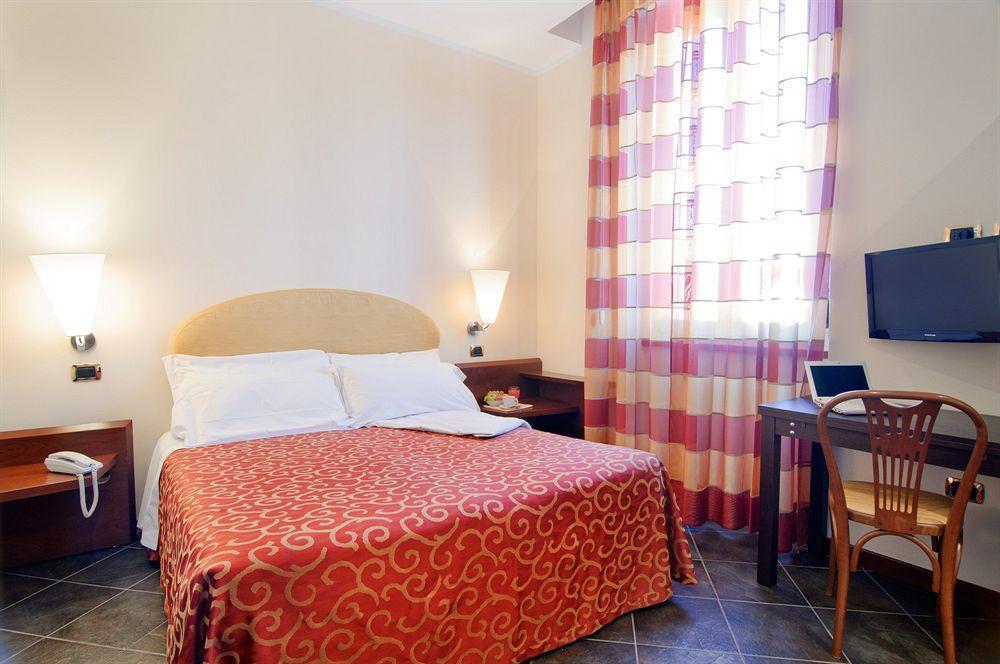 Antico Albergo Madonna 레냐노 외부 사진
