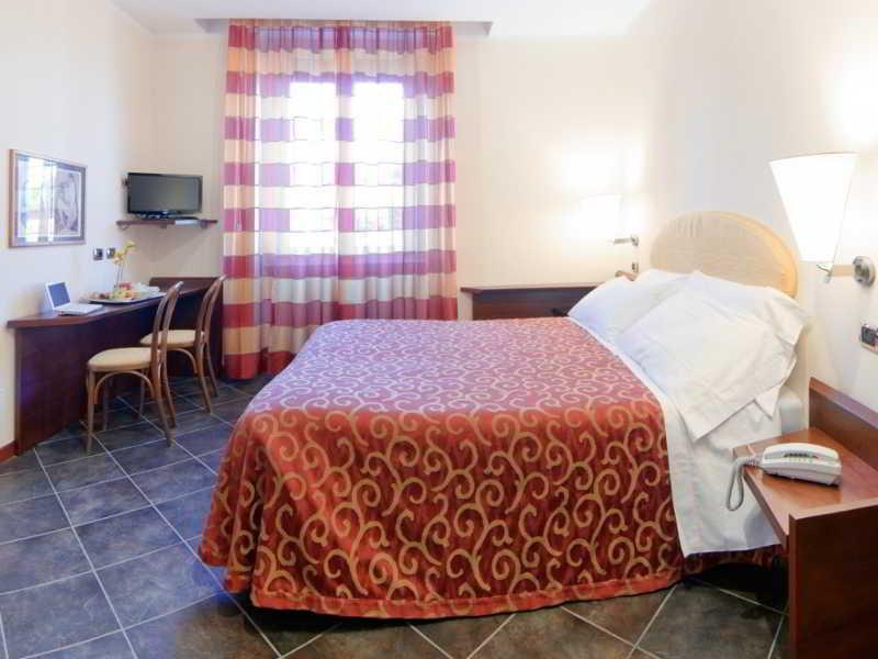 Antico Albergo Madonna 레냐노 외부 사진