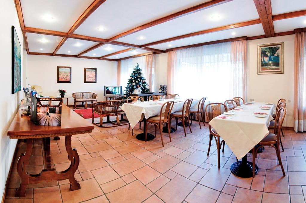 Antico Albergo Madonna 레냐노 외부 사진