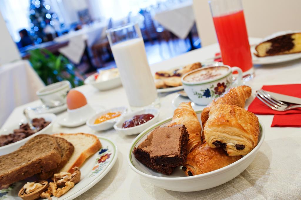 Antico Albergo Madonna 레냐노 외부 사진